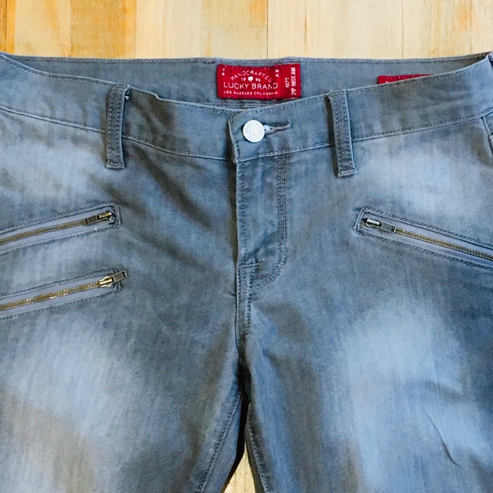 Lucky Brand grey skinny zipper jeans - Picture 4 of 8